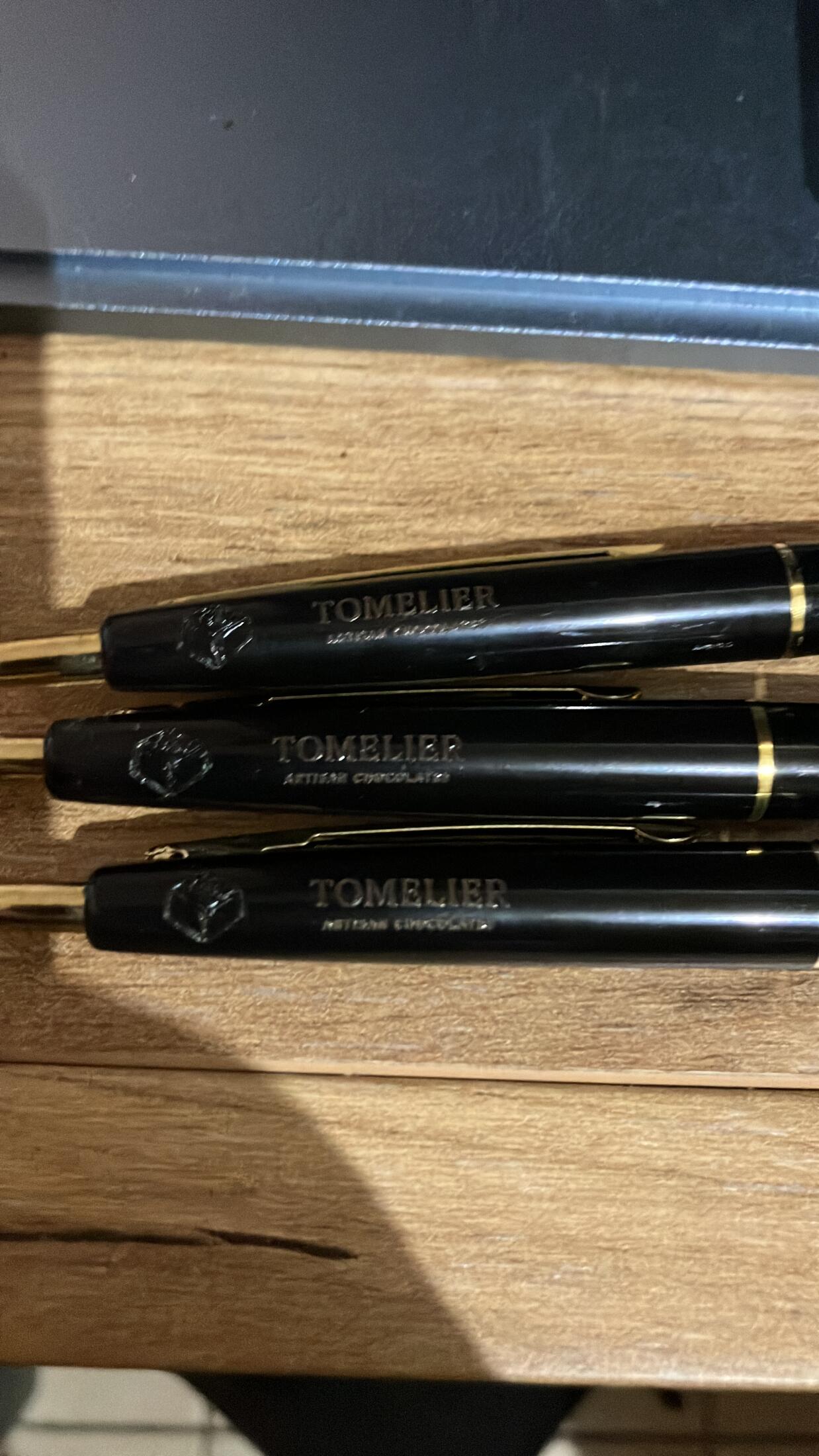 Black and Gold balpen